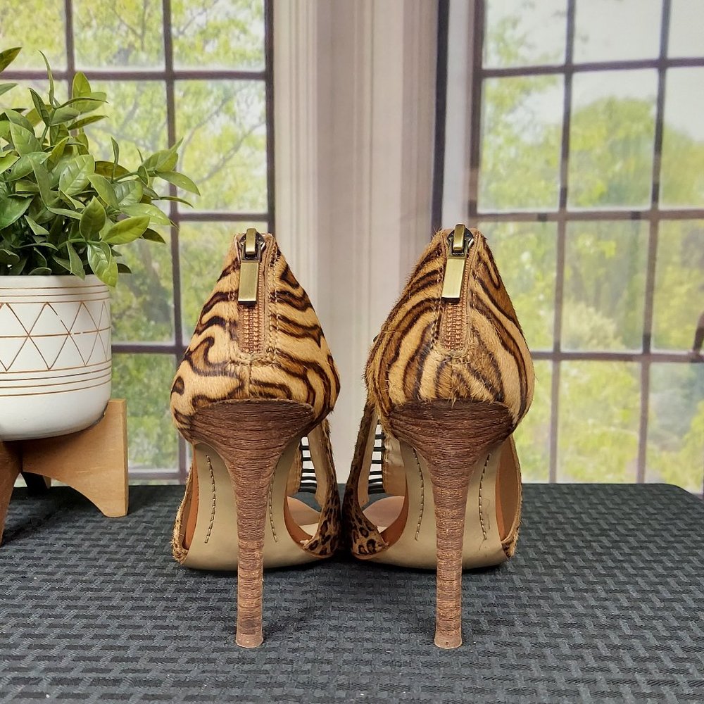 BOUTIQUE 9 ANIMAL PRINT OPEN TOE HEELS (9) - Picture 10 of 15